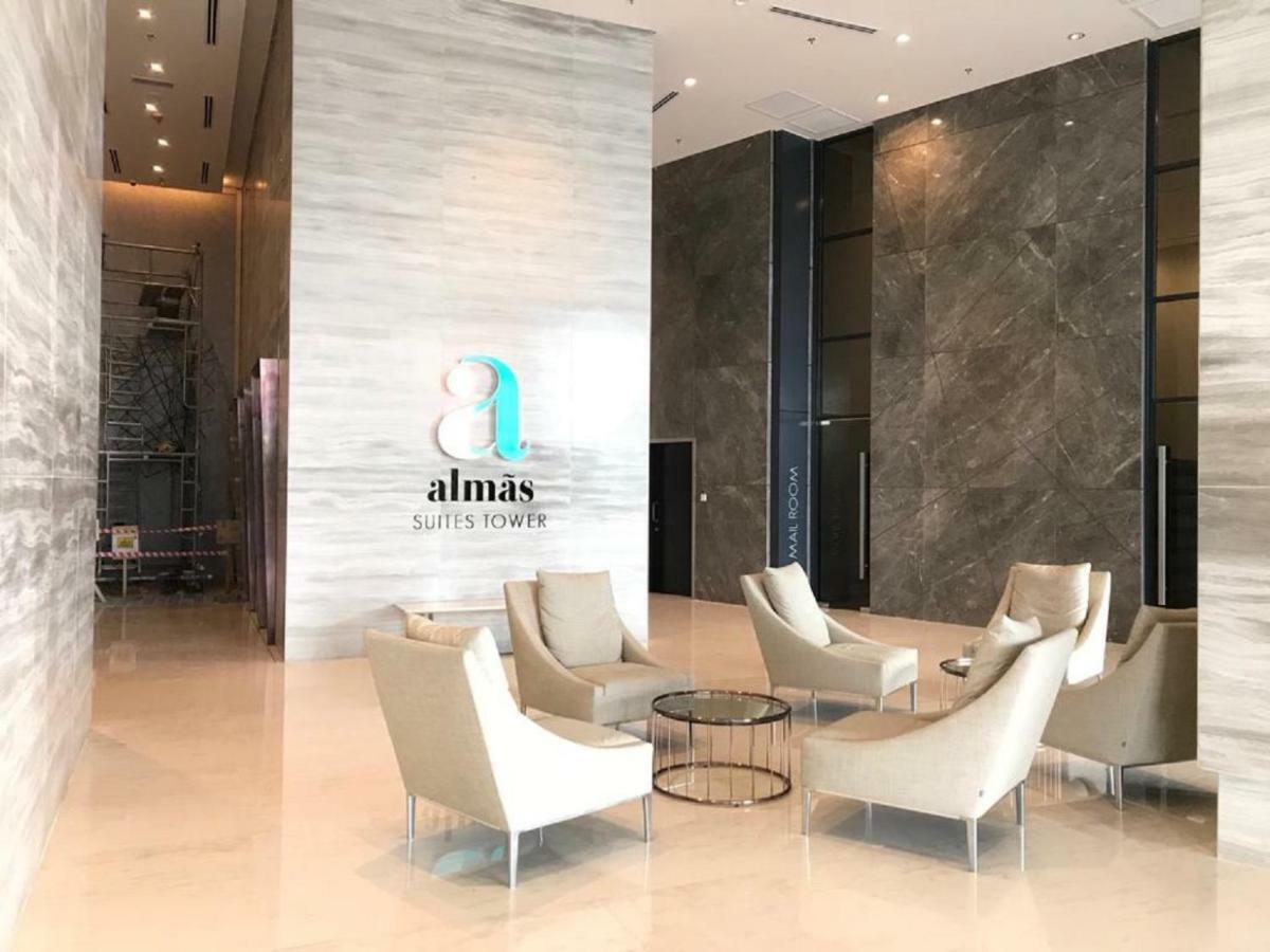 Almas Suites Puteri Harbour Nusajaya  Esterno foto